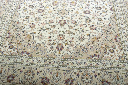 Close-up detail of 2000s Kashan rug from Iran / Persia showing Wool weave