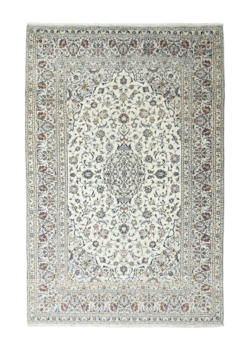 Full view of New Kashan rug from Iran / Persia, 305 × 202 cm in Beige tones