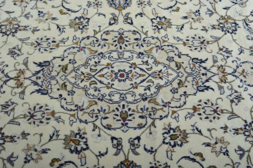 Central medallion detail of New Kashan rug from Iran / Persia
