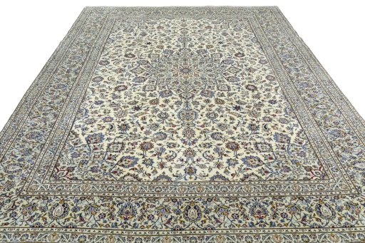 Surface texture of New Kashan rug with natural Wool and intricate pattern