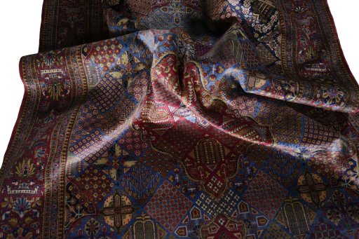 Surface texture of 1930s Kashan rug with natural Silk and intricate pattern
