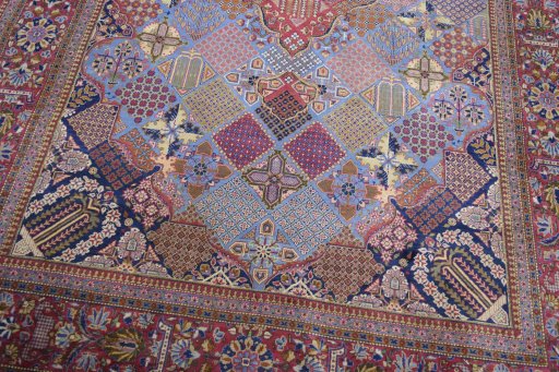 Close-up detail of 1930s Kashan rug from Iran / Persia showing Silk weave