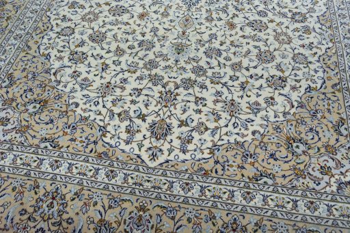 Close-up detail of 2000s Kashan rug from Iran / Persia showing Wool weave