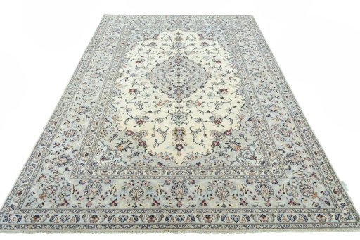 Surface texture of New Kashan rug with natural Wool and intricate pattern
