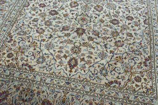 Close-up detail of 2000s Kashan rug from Iran / Persia showing Wool weave