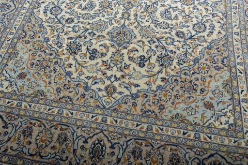 Close-up detail of 2000s Kashan rug from Iran / Persia showing Wool weave