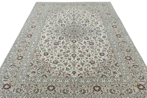 Surface texture of 2000s Kashan rug with natural Wool and intricate pattern