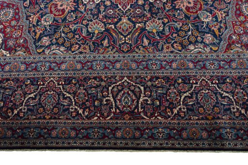 Full view of 1930s Kashan rug from Iran / Persia, 432 × 325 cm in Blue tones