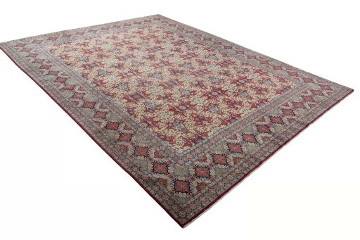 Close-up detail of 1950s Kashan rug from Iran / Persia showing Wool weave