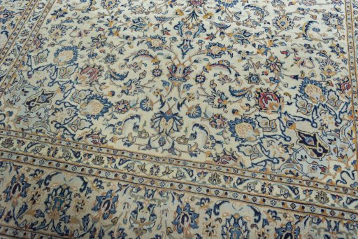 Close-up detail of 2000s Kashan rug from Iran / Persia showing Wool weave
