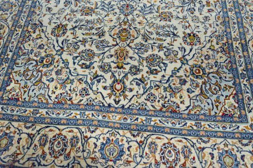 Close-up detail of 2000s Kashan rug from Iran / Persia showing Wool weave