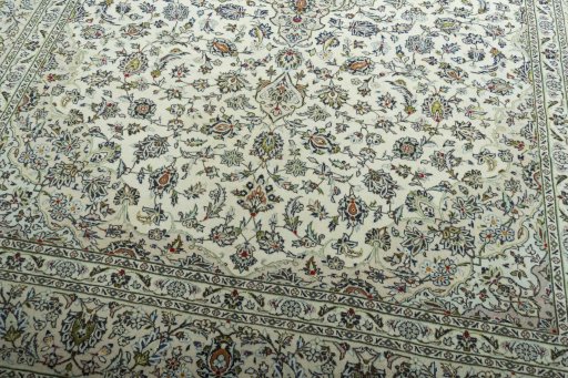 Close-up detail of 2000s Kashan rug from Iran / Persia showing Wool weave