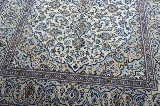 Close-up detail of 2000s Kashan rug from Iran / Persia showing Wool weave