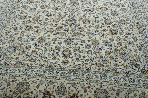 Close-up detail of 2000s Kashan rug from Iran / Persia showing Cork weave