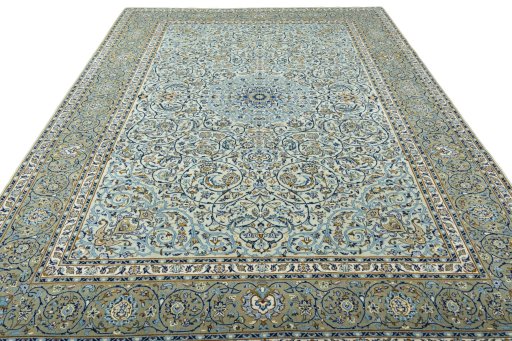 Surface texture of 2000s Kashan rug with natural Wool and intricate pattern