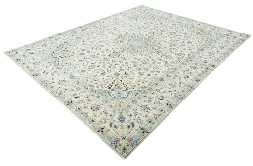 Corner detail of New Kashan rug showing border pattern and Wool pile