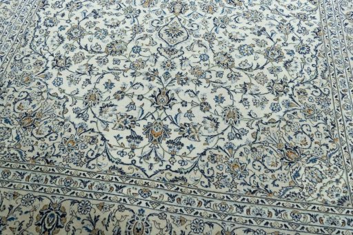 Close-up detail of 2000s Kashan rug from Iran / Persia showing Wool weave