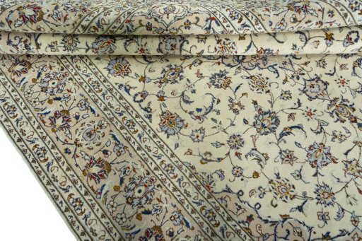 Close-up detail of 2000s Kashan rug from Iran / Persia showing Wool weave