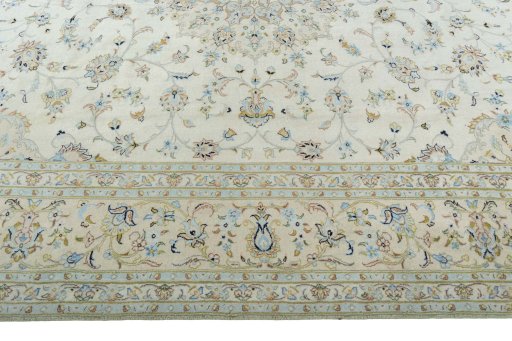 Corner detail of New Kashan rug showing border pattern and Wool pile