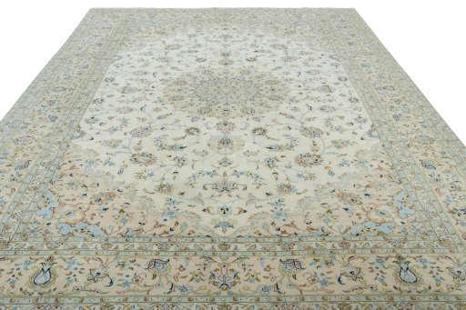 Surface texture of New Kashan rug with natural Wool and intricate pattern
