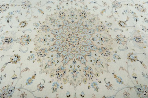 Central medallion detail of New Kashan rug from Iran / Persia