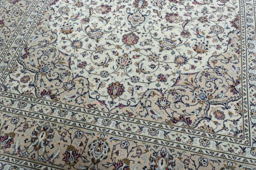 Close-up detail of 2000s Kashan rug from Iran / Persia showing Wool weave