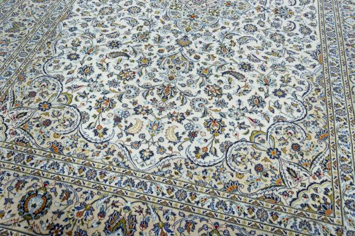 Close-up detail of 2000s Kashan rug from Iran / Persia showing Wool weave