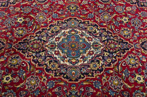Central medallion detail of 2000s Kashan rug from Iran / Persia