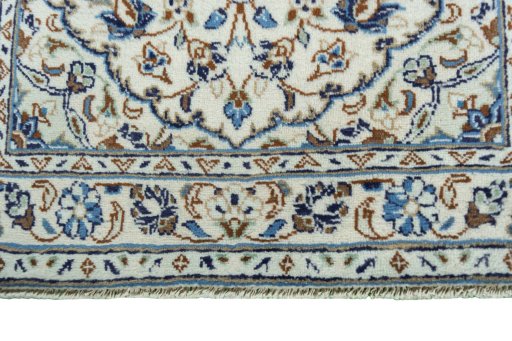 Close-up detail of 2000s Kashan rug from Iran / Persia showing Wool weave