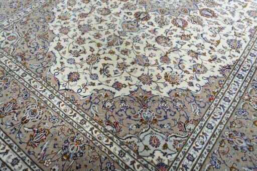 Close-up detail of 2000s Kashan rug from Iran / Persia showing Wool weave