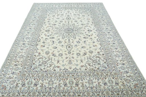 Surface texture of New Kashan rug with natural Wool and intricate pattern