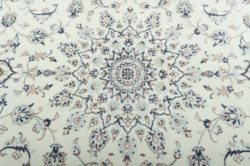 Central medallion detail of New Kashan rug from Iran / Persia