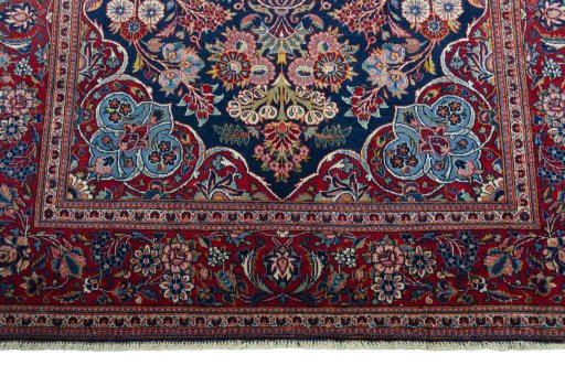 Full view of 1930s Kashan rug from Iran / Persia, 202 × 134 cm in Blue tones