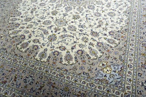 Close-up detail of 2000s Kashan rug from Iran / Persia showing Wool weave