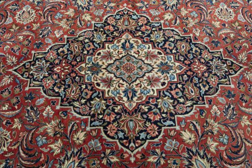 Central medallion detail of New Kashan rug from Iran / Persia