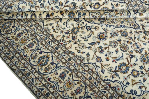 Close-up detail of 2000s Kashan rug from Iran / Persia showing Wool weave