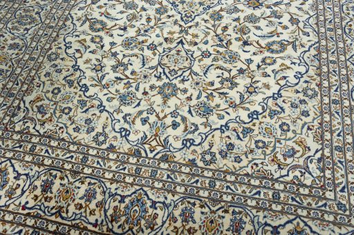 Close-up detail of 2000s Kashan rug from Iran / Persia showing Wool weave