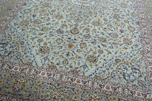 Close-up detail of 2000s Kashan rug from Iran / Persia showing Wool weave