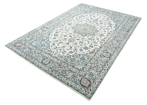 Corner detail of New Kashan rug showing border pattern and Wool pile