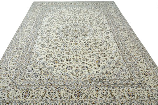 Surface texture of New Kashan rug with natural Wool and intricate pattern