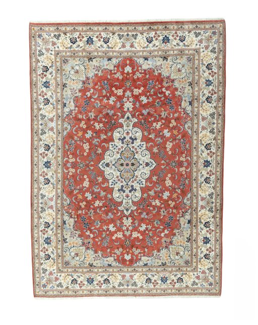 Full view of New Kashan rug from Iran / Persia, 347 × 244 cm in Red tones