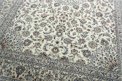 Close-up detail of 2000s Kashan rug from Iran / Persia showing Wool weave