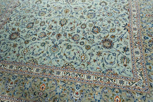 Close-up detail of 2000s Kashan rug from Iran / Persia showing Wool weave