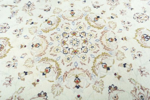 Central medallion detail of New Kashan rug from Iran / Persia
