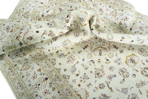 Surface texture of New Kashan rug with natural Wool and intricate pattern