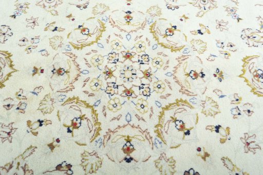 Central medallion detail of New Kashan rug from Iran / Persia