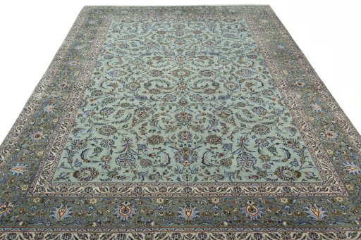 Surface texture of 1970s Kashan rug with natural Wool and intricate pattern