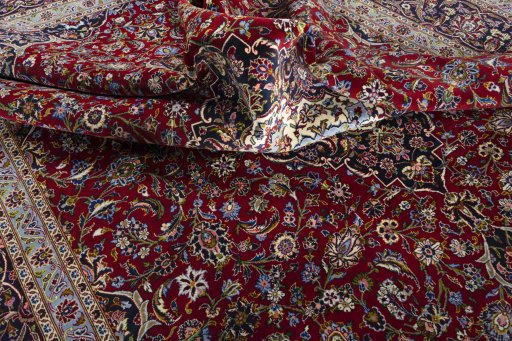 Surface texture of New Kashan rug with natural Wool and intricate pattern