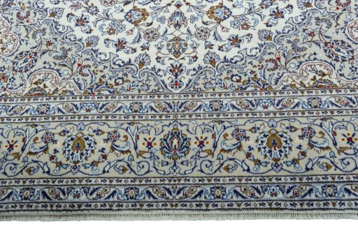 Full view of 2000s Kashan rug from Iran / Persia, 405 × 298 cm in Beige tones