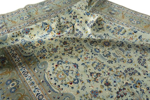 Surface texture of 2000s Kashan rug with natural Cork and intricate pattern